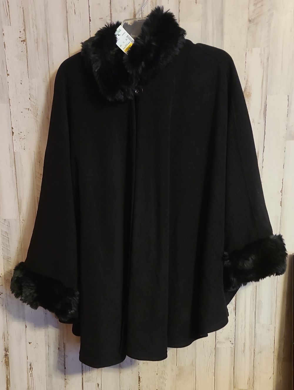 Classic Black Faux-Fur Trim Women's Cape